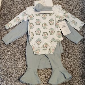 4 Piece Floral Baby Outfit, 3-6 Months